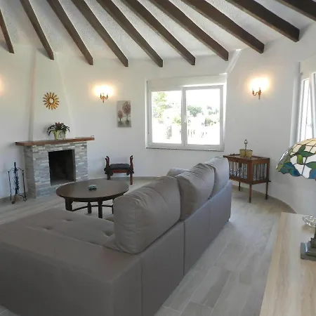 Vakantiehuis Casa-estrella-6-pax *